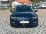 Volkswagen Passat Variant Bus:2.0TDI DSG LED KAM ACC - Volkswagen Passat Variant in Augsburg