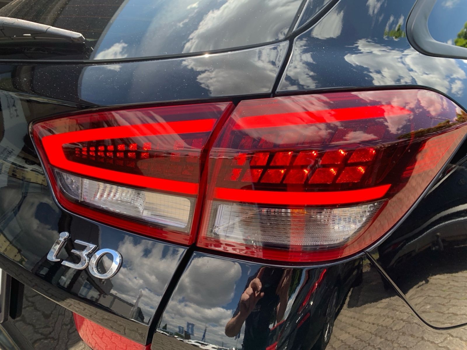 Fahrzeugabbildung Hyundai i30 Kombi 1.5 T-GDI 7-DCT N-Line Mild-Hybrid Pn.