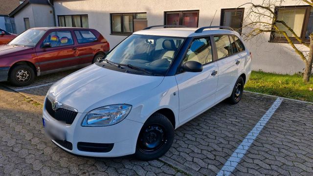 Skoda Fabia II Kombi 1.2 *TÜV NEU* *KLIMA*...