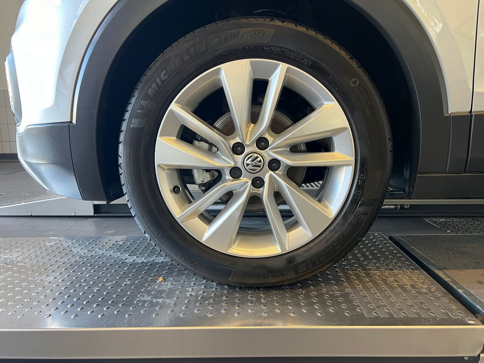 Fahrzeugabbildung Volkswagen T-Cross Style 1.0 TSI *LED, Navi, ACC, Sitzhzg.,