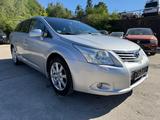 Toyota Avensis Kombi Executive*VOLL-AUSSTATTUNG*EU-5 - Toyota Avensis Executive mit Diesel-Antrieb