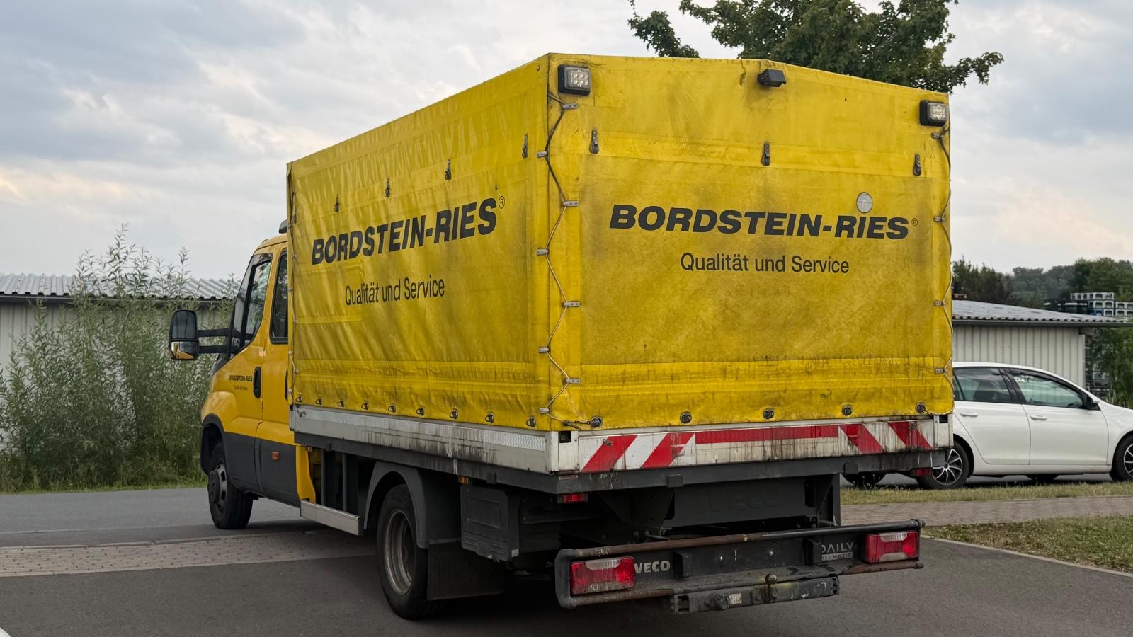 Iveco Daily Fahrgestell Doppelkabine 50 C ... Radstand