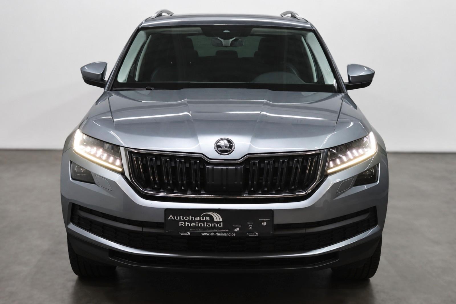 Skoda Kodiaq Style 4x4*7SITZER*PANO*360°*ACC*APPLE*AHK