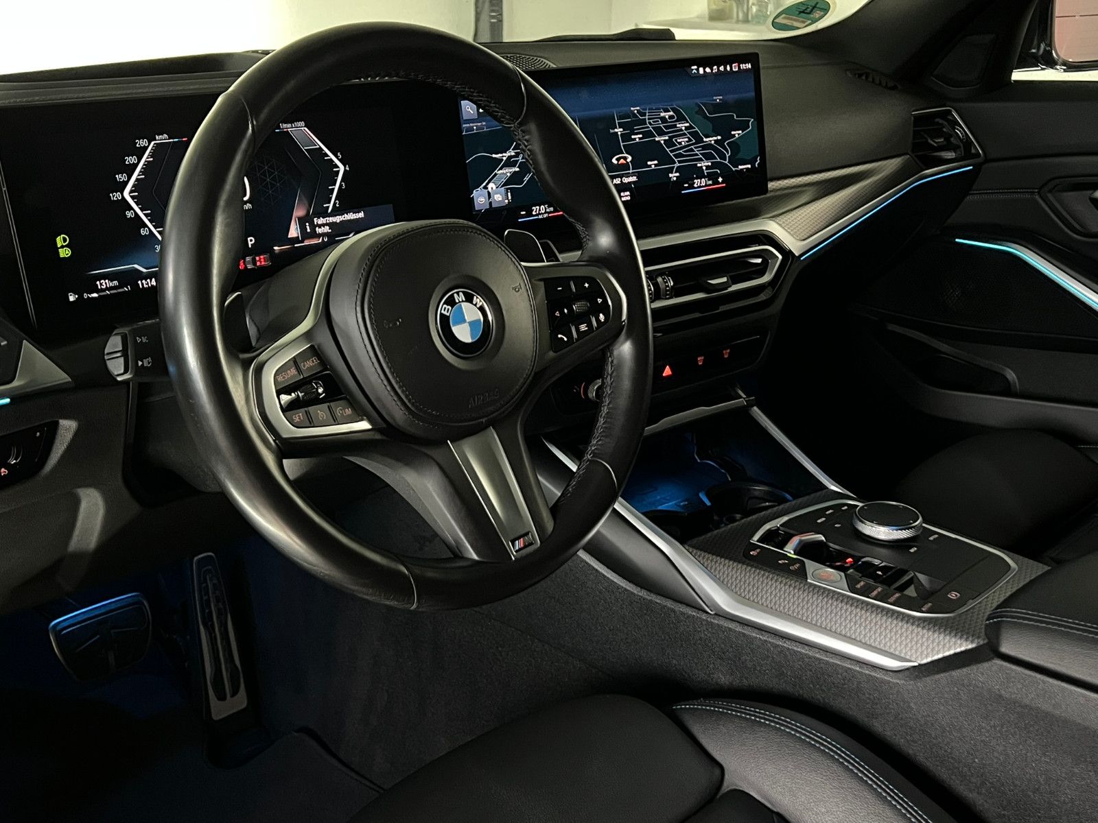 Fahrzeugabbildung BMW 330 i xDrive M SPORT PRO/LED/AHK/PANO/DRAVITGRAU