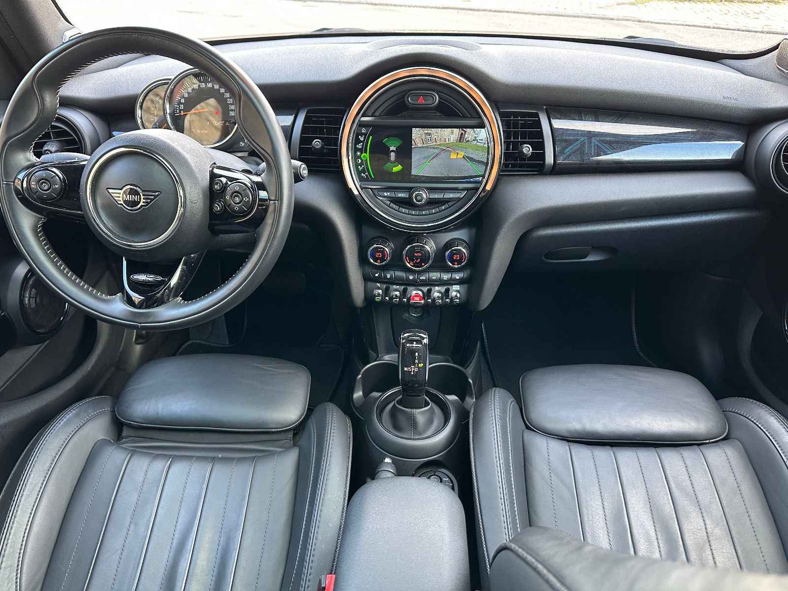 Fahrzeugabbildung MINI COOPER S*LEDER+PANO+AUTOM+BUSINESS-PAKET*