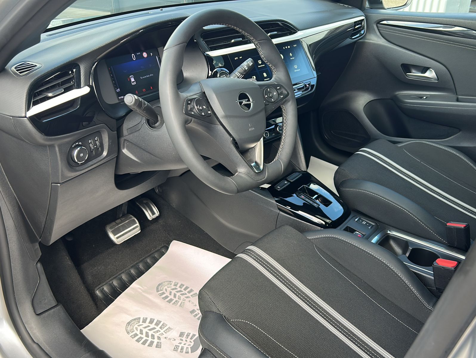 Fahrzeugabbildung Opel Corsa 1,2 GS Automatik