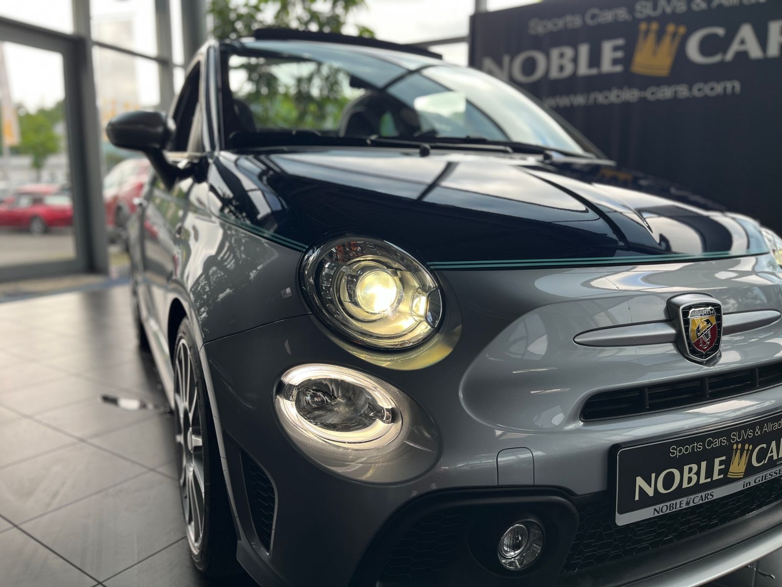 Fahrzeugabbildung Abarth 695C Rivale  Mahagoni LEDER Sitzheizung