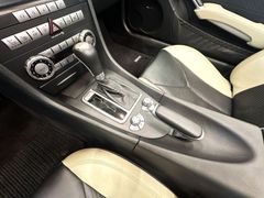 MERCEDES-BENZ SLK 350 AMG Designo H&K Navi PDC Xenon SHZ Leder