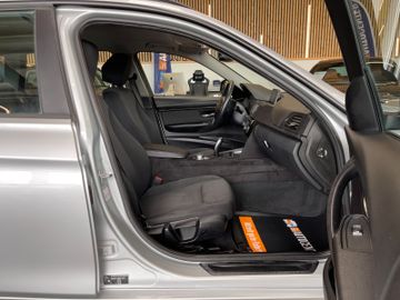BMW 320d xDrive Touring Aut.*LED*NAVI*SHZ*PDC*ALLRAD