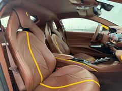 FERRARI 812 Superfast Carbon/Lift/Beifahrerdisplay