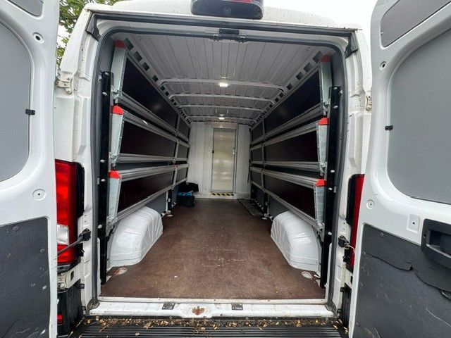 Fahrzeugabbildung Fiat Ducato 33 140 L3H2 RS: 4035 mm