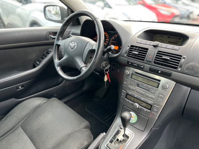 Toyota Avensis 1.8 Sol Lim.