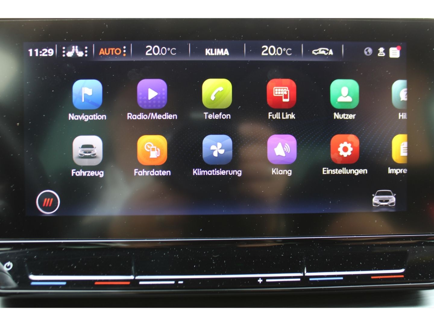 Fahrzeugabbildung CUPRA Leon 2.0 TSI VZ DSG ACC LED Navi PDC RFK SHZg DA