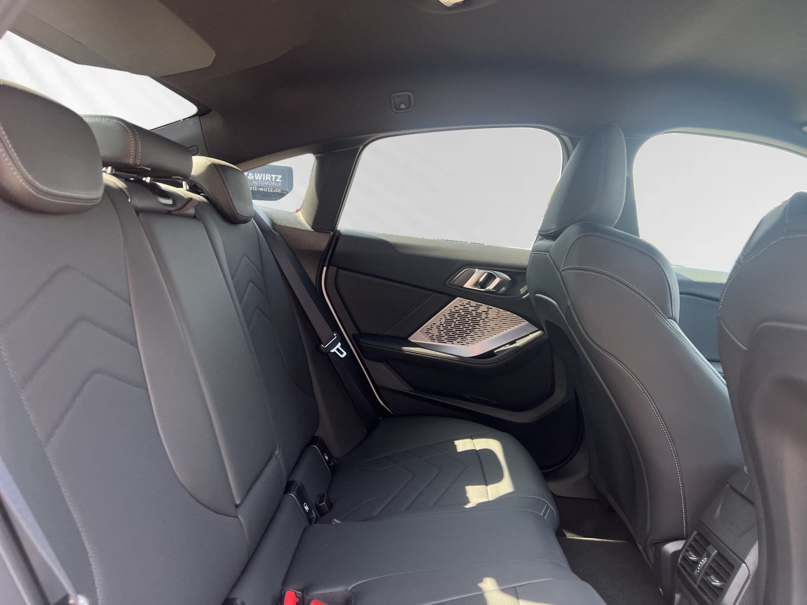 BMW 218 Gran Coupé - Bild 14