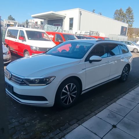 Volkswagen Passat Variant Trendline BlueMotion