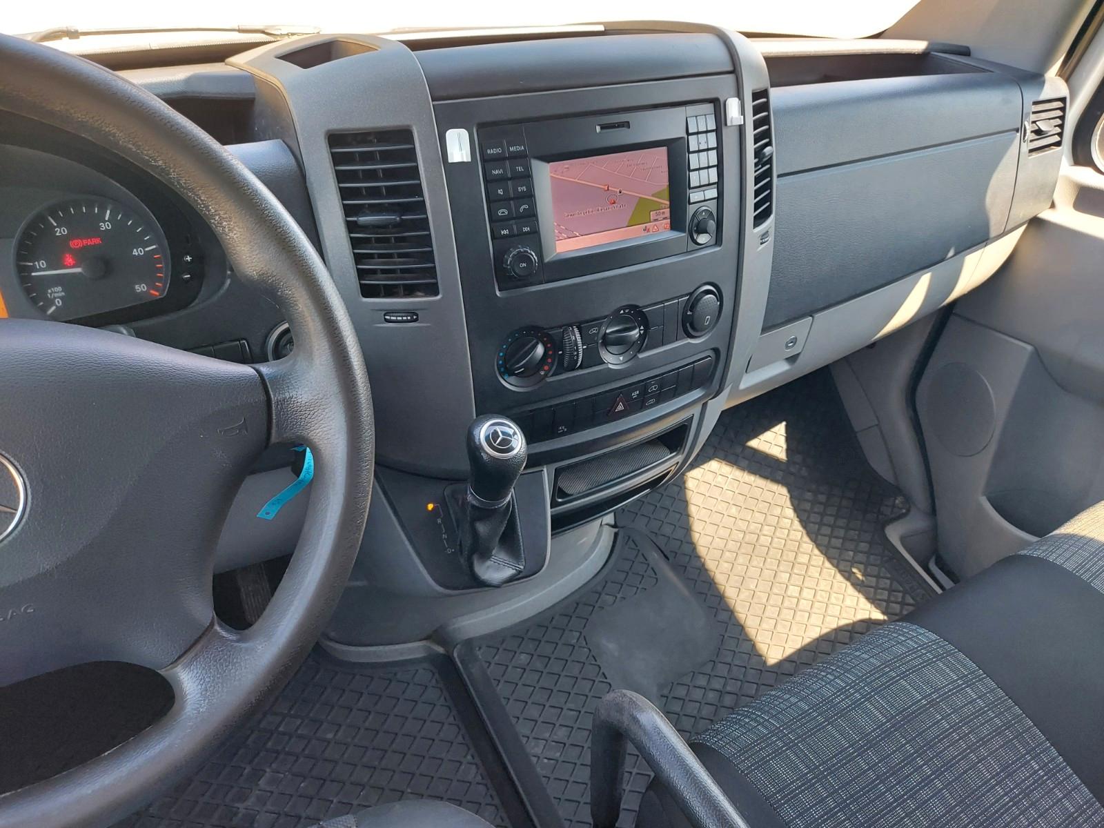 Mercedes-Benz Sprinter II Kasten 316 Autom. Navi Cam Webasto
