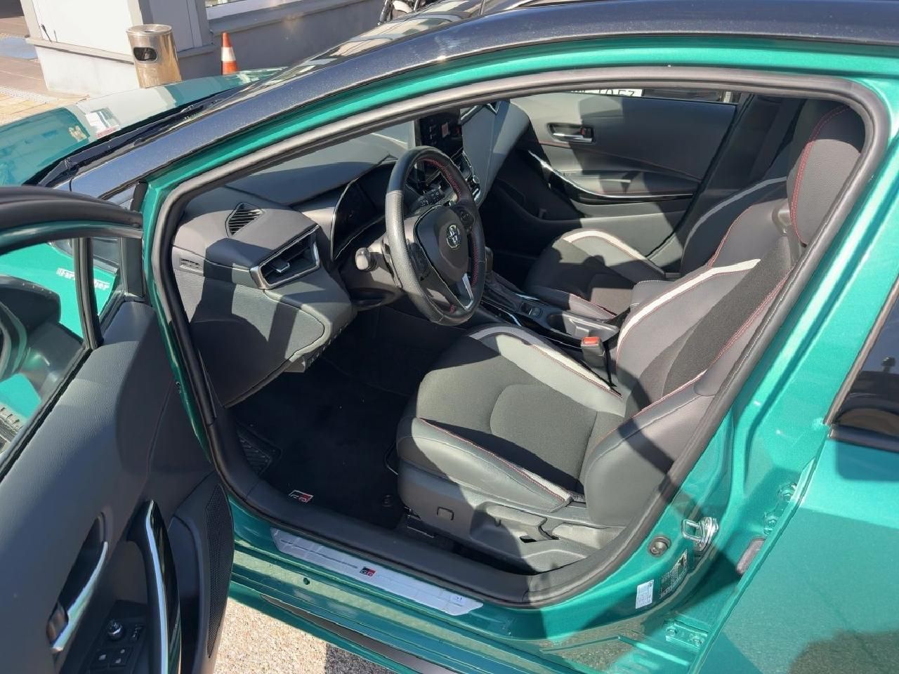 Fahrzeugabbildung Toyota Corolla TS 2,0 196 PS Hybrid GR Sport inkl. AHK*