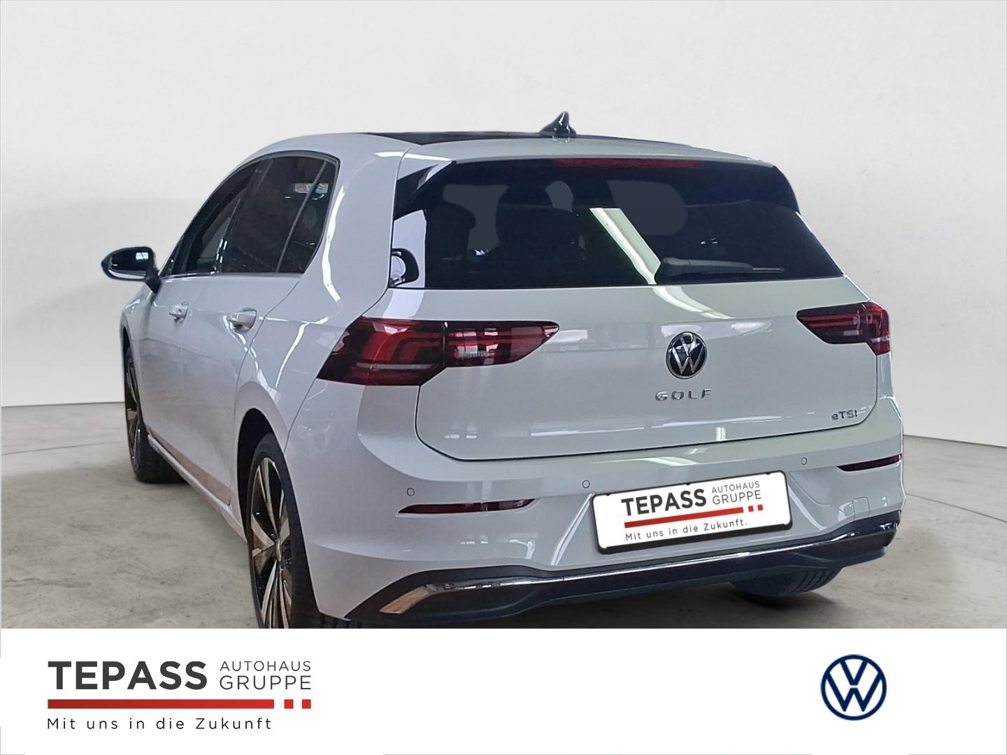Volkswagen Golf 1.5 eTSI Style NAVI LED LANE