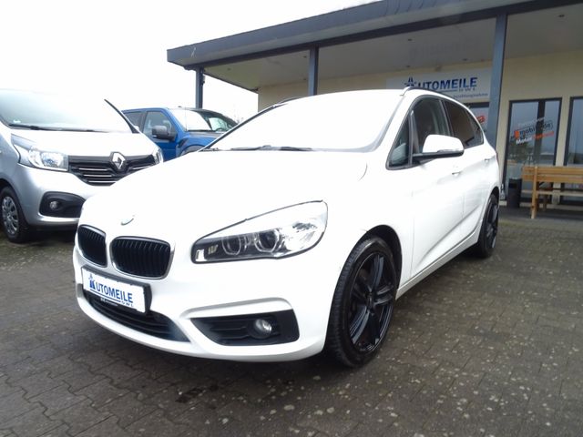 BMW 220 d Active Tourer LED NAVI PDC SHZ LEDER