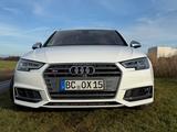 Audi S4 3.0 TFSI tiptronic quattro Avant - - Audi S4 mit Benzin-Antrieb: Kombi