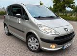 Peugeot 1007l|Automatik-Navi-Klima-nur113.000km - graue Peugeot 1007
