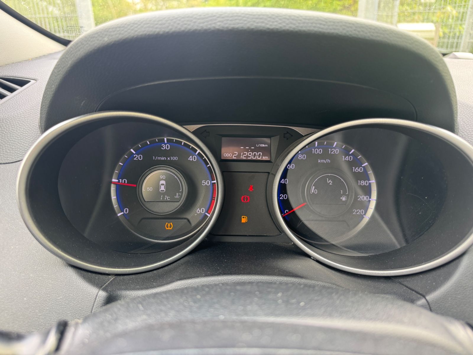 Fahrzeugabbildung Hyundai ix35 blue 1.7l CRDi Finale 2WD Leder+Navi