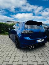 Volkswagen Golf 2.0 TSI 4MOTION BMT R R - Volkswagen Golf: Blau, Tsi Motion