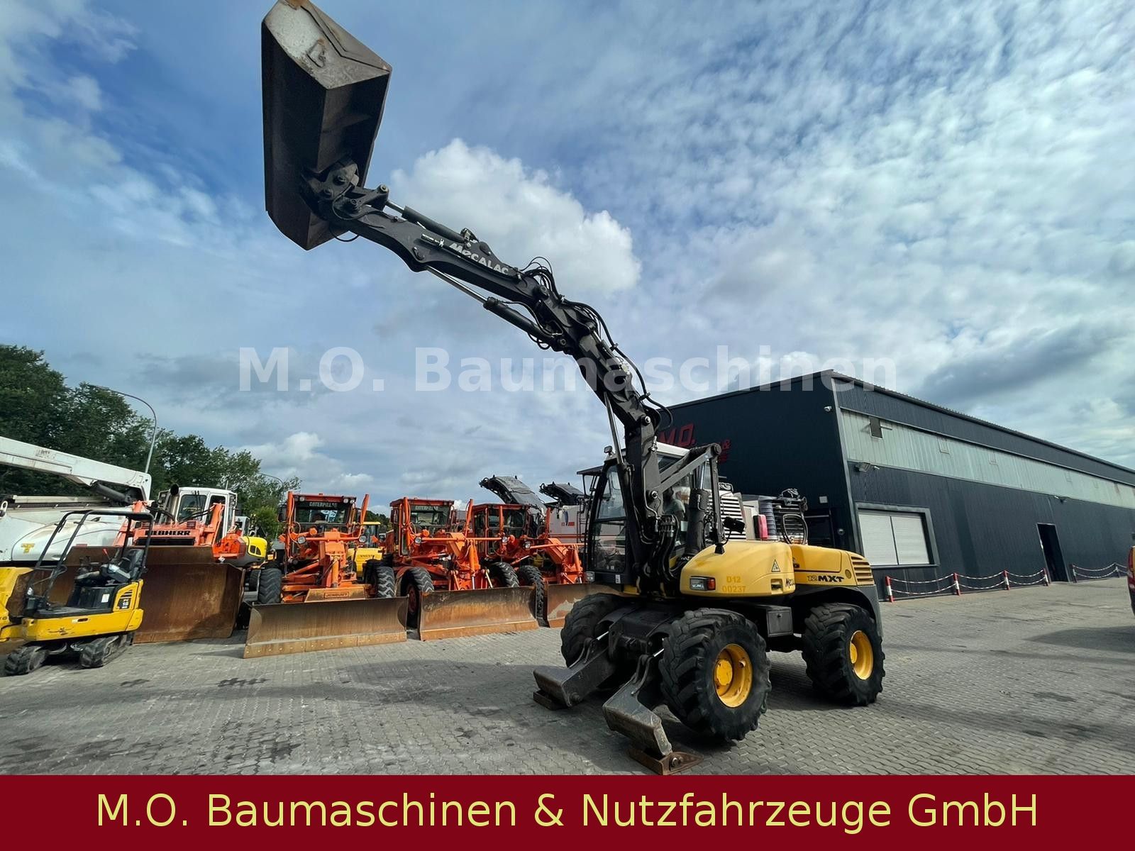 Fahrzeugabbildung MECALAC 12 MXT  / SW / VSA / 3x Schaufel /