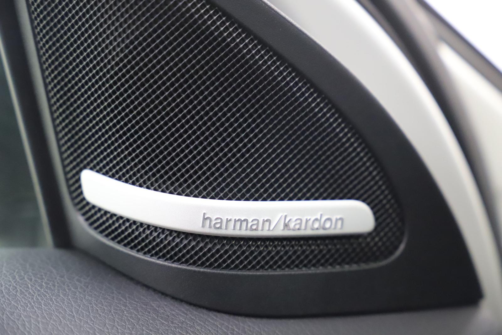 Mercedes-Benz GLA 45 AMG 381PS 7G 4M CARBON PAGA Performance