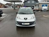 Peugeot 107 Petit Filou HU+SERVICE NEU/ ALLWETTERREIFEN - Peugeot 107 Filou mit Benzin-Antrieb