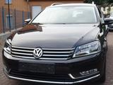 Volkswagen Passat Comfortline/Klima/Navi/PDC/Sitzh./TOP! - Volkswagen Passat aus 2011: Comfortline