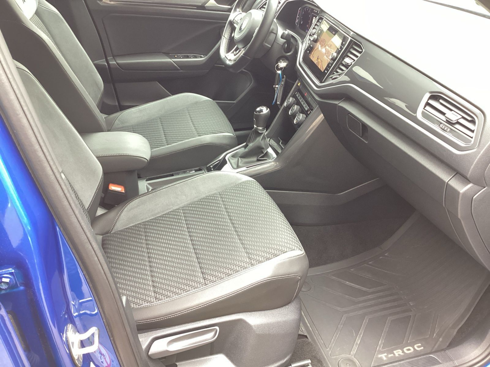 Volkswagen T-Roc - Bild 13