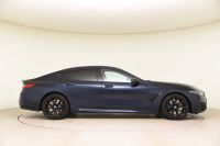 BMW 840