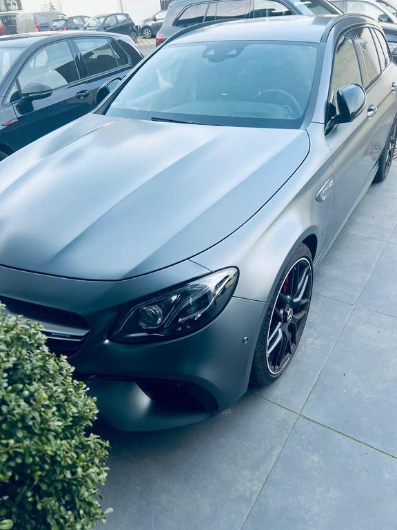 Mercedes-Benz E 63 AMG