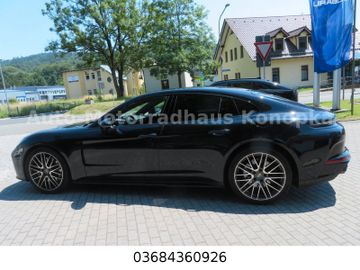 Porsche Panamera - 8
