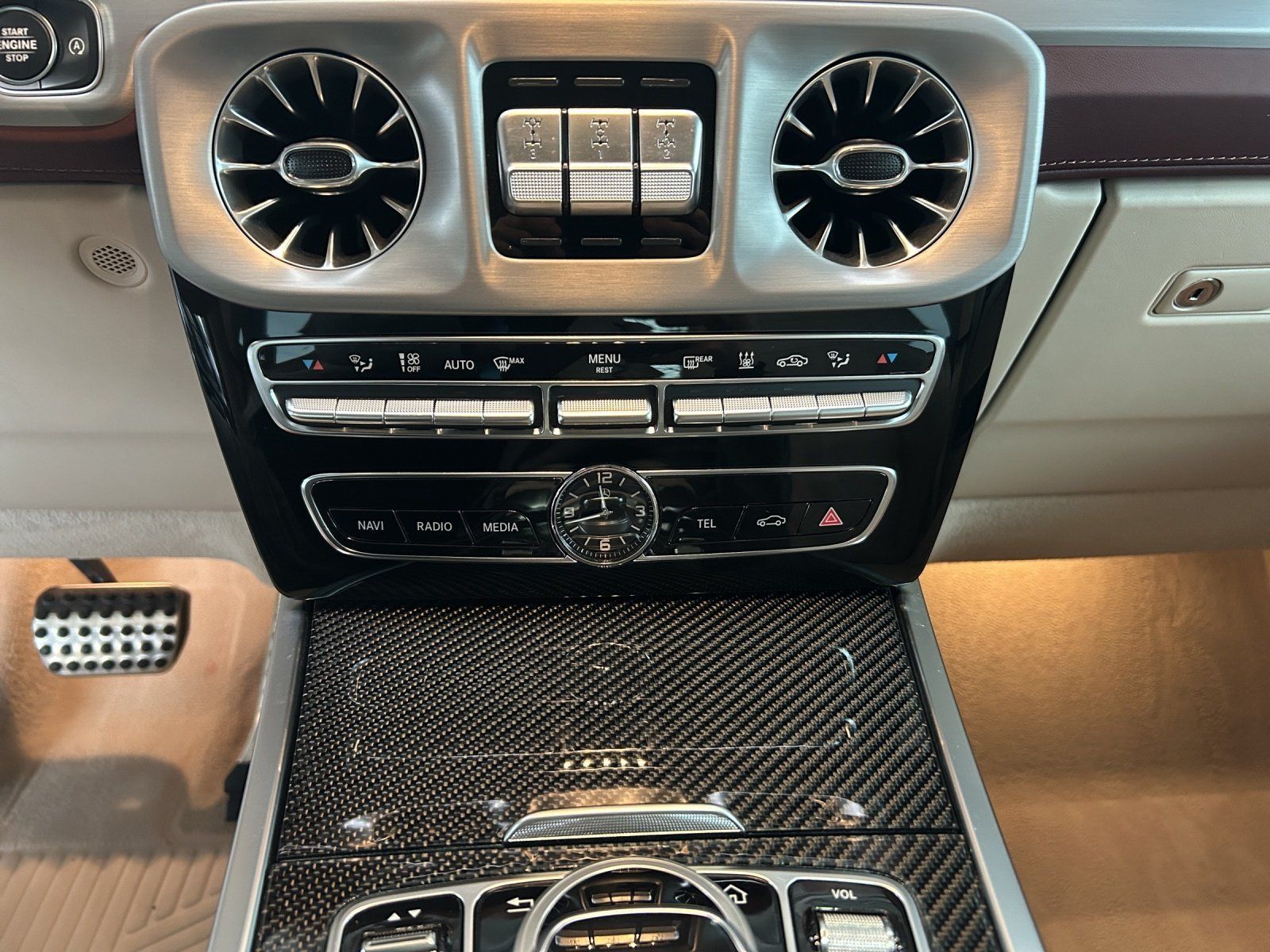 Fahrzeugabbildung Mercedes-Benz G 500 orig.KM Stronger than time AMG Standhzg TV