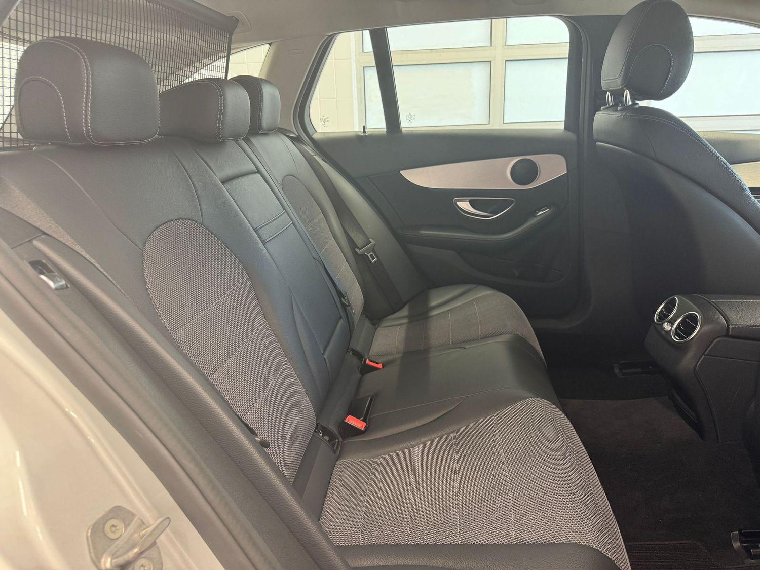 Mercedes-Benz C 180 CGI T Avantgarde LED Automatik 