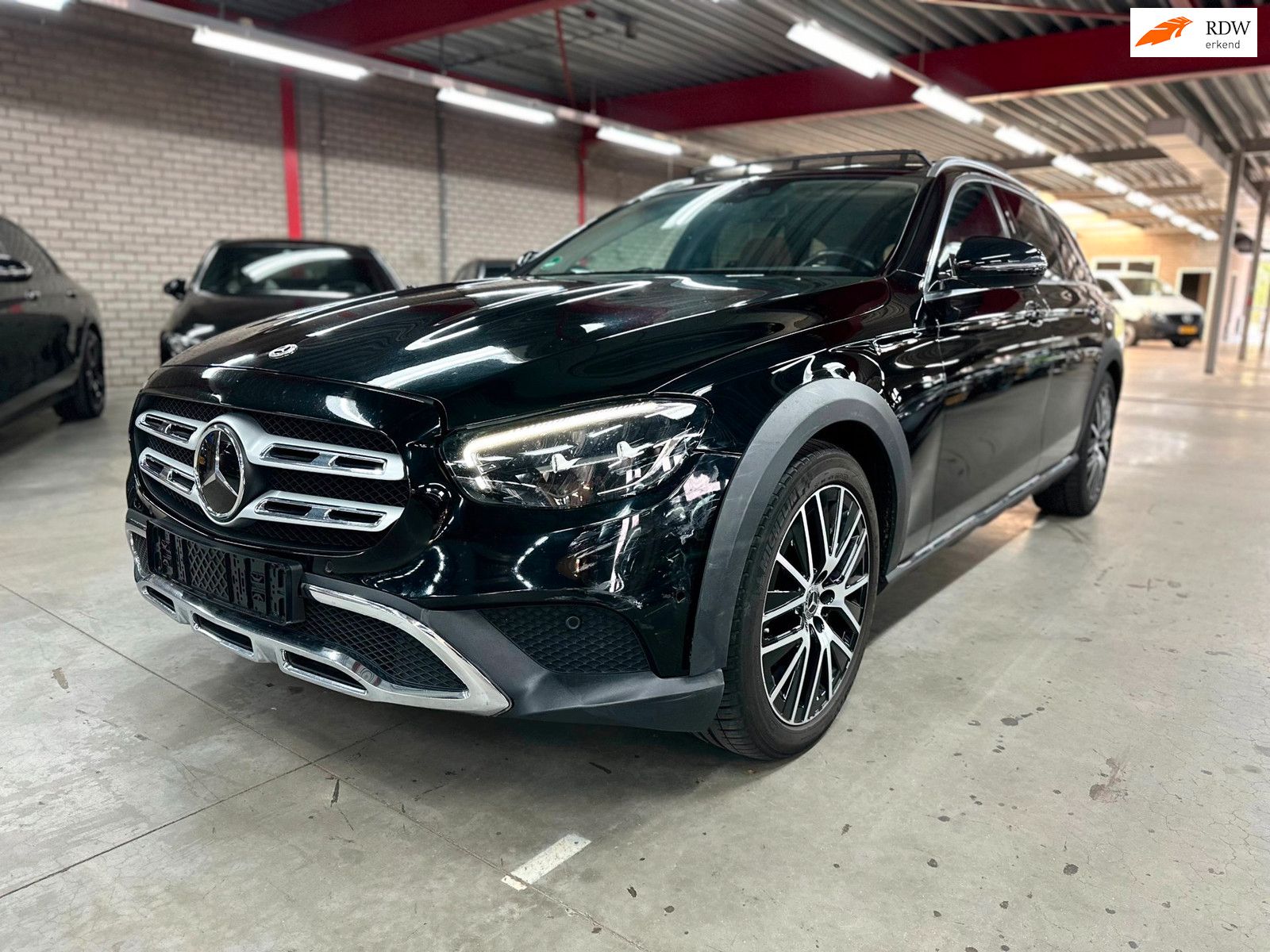 Mercedes-Benz E-klasse All-Terrain 220 d 4MATIC, Lichte schade