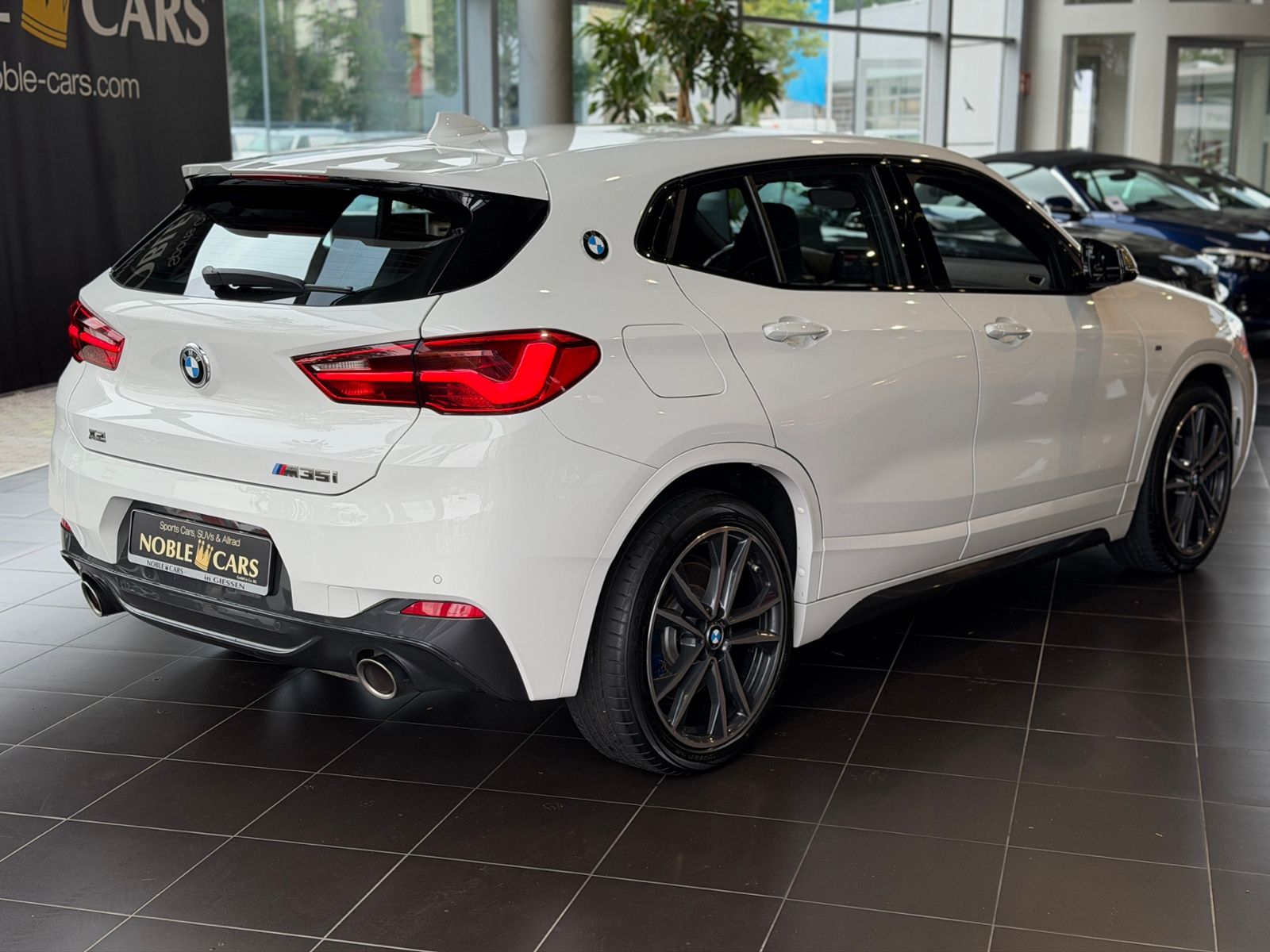 Fahrzeugabbildung BMW X2 M35 i xDrive HUD LED NAV
