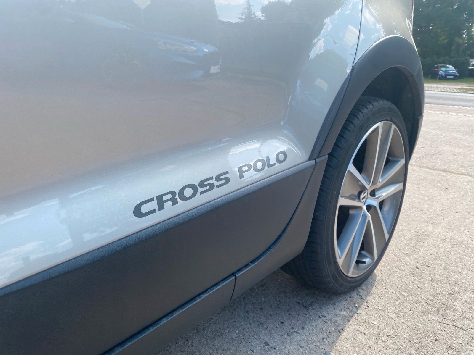 Volkswagen Polo V CrossPolo Autom Navi Klimaaut – Bild 16