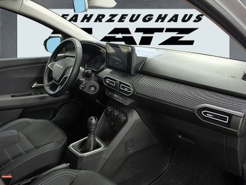 Fahrzeugabbildung Dacia Jogger TCe100 ECO-G Expression 5*Modell 2023