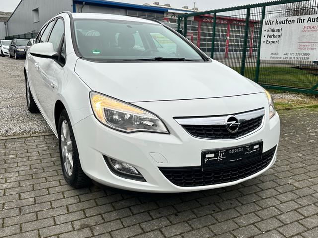 Opel Astra J Sports Tourer Selection