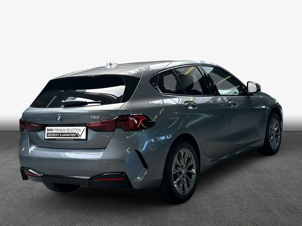 BMW 120 - Bild 2