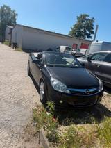 Opel Astra Cabrio - Opel Astra aus 2010: Cabrio