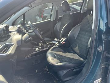 Peugeot 2008 - 7