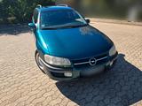 Opel Omega B Caravan Kombi - Opel Omega: Kombi