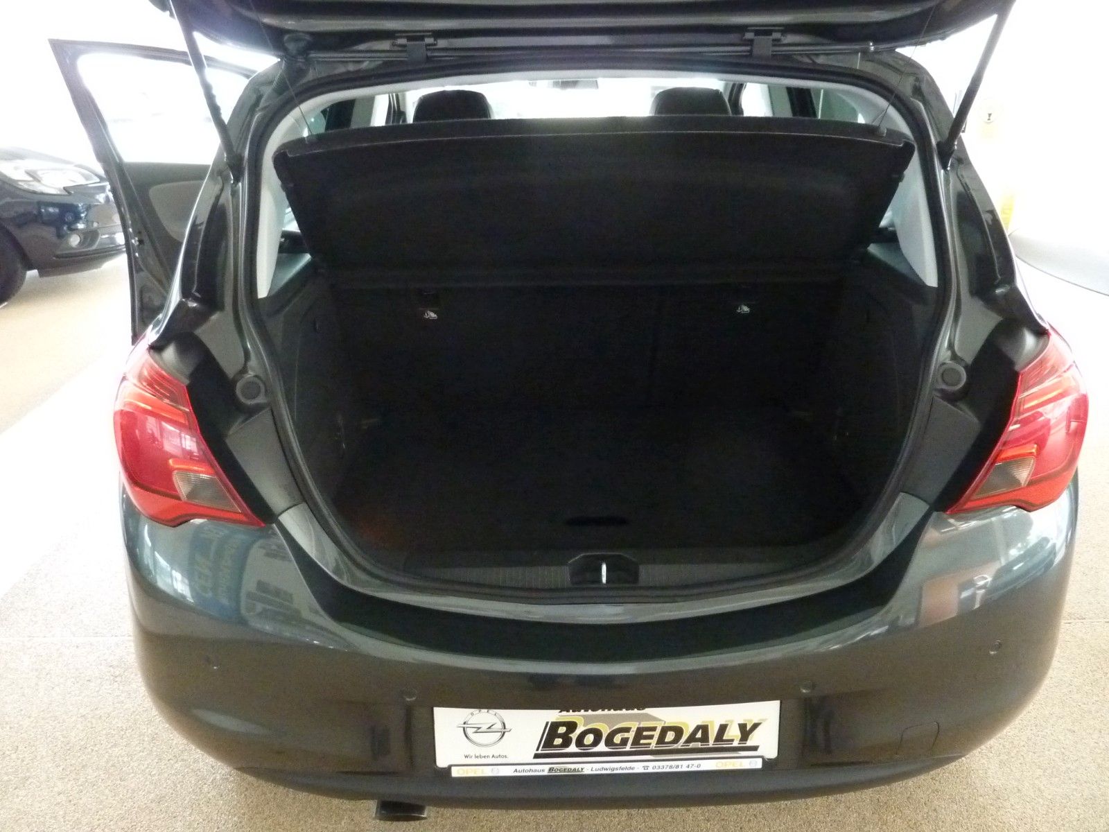 Fahrzeug 16 Fahrzeugabbildung Opel Corsa 1.4 Turbo ecoFLEX INNOVATION 74kW S/S