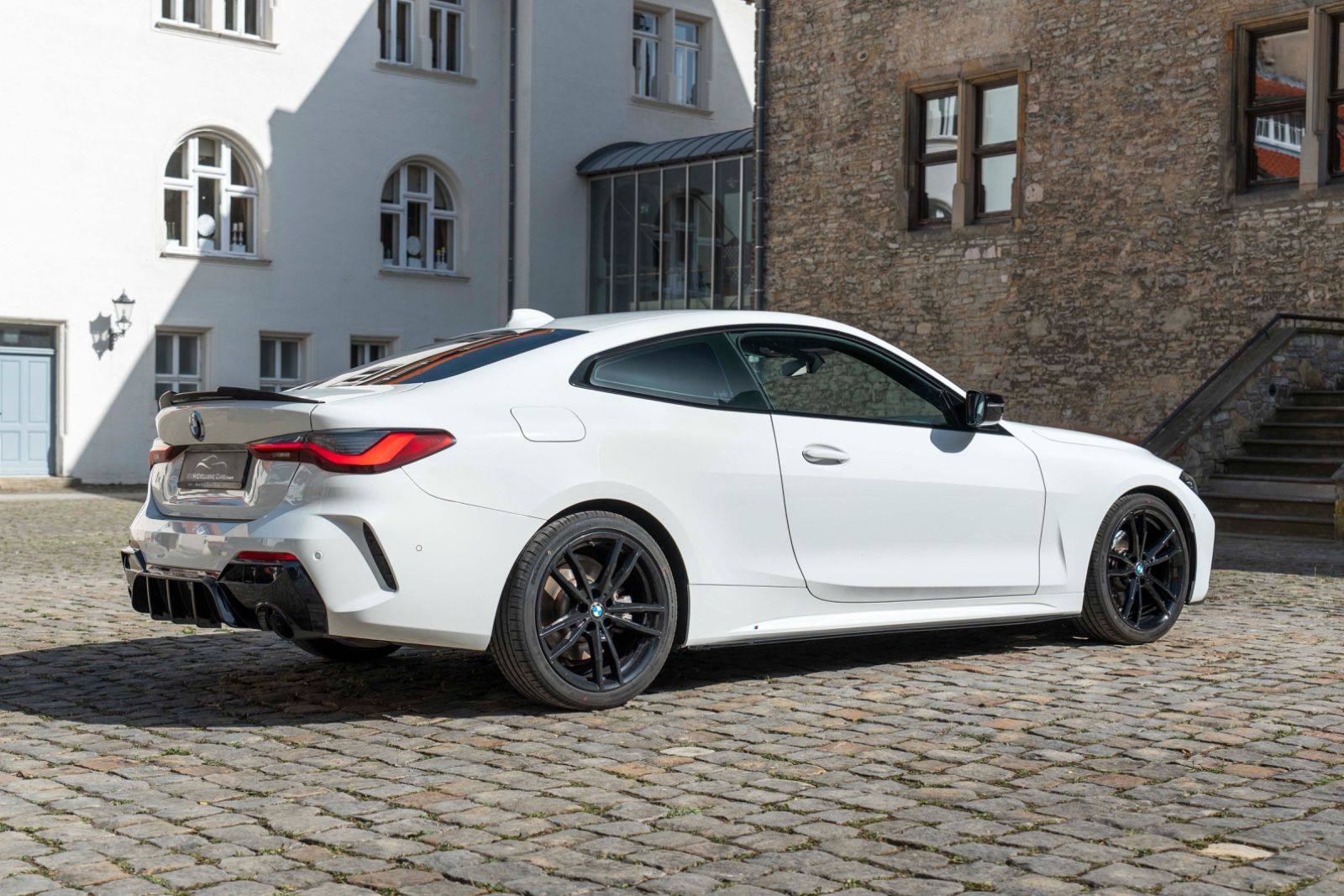 Fahrzeugabbildung BMW 430i Coupé M Sportpaket HUD LED KAM HIFI ACC