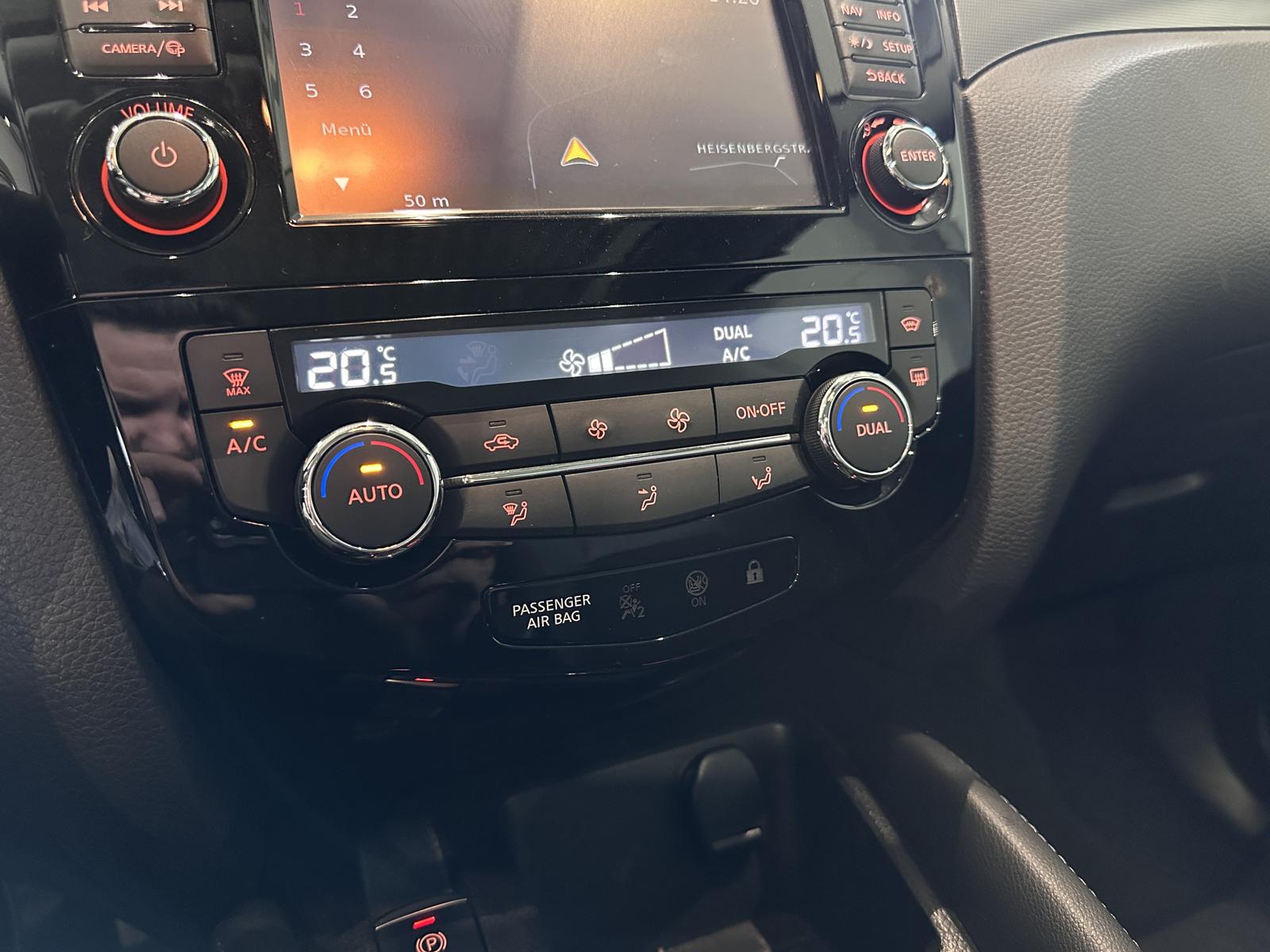 Nissan Qashqai *PANO, SPURHALTE, TOTWINKEL, 360GR.*