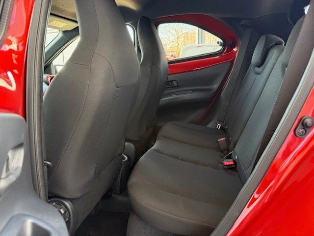 Fahrzeugabbildung Toyota Aygo X Teamplayer 1.0l 72PS Kamera!